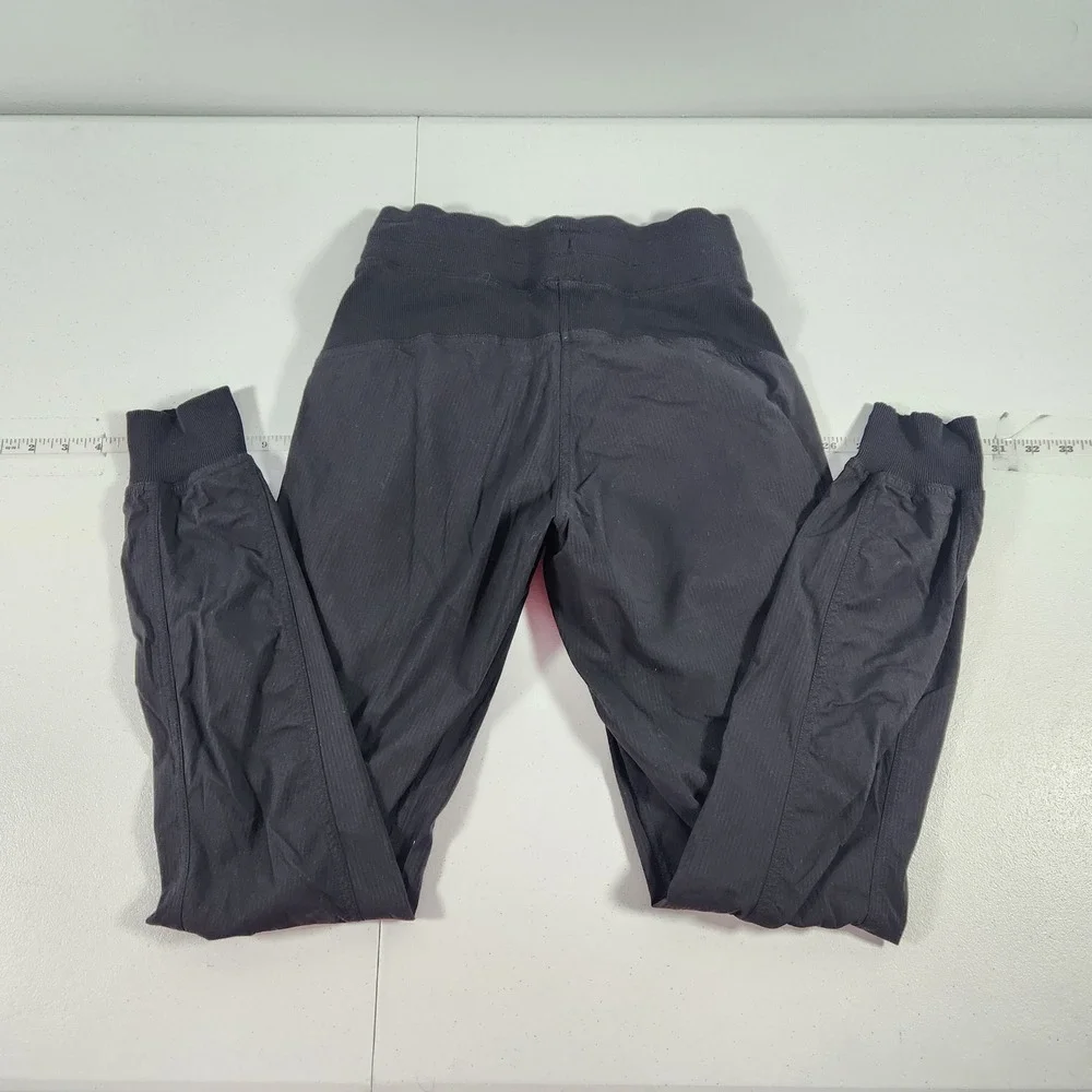 Lululemon Beyond the Studio Jogger Black Size 2 High‎ Rise Ribbed Waistband Pant